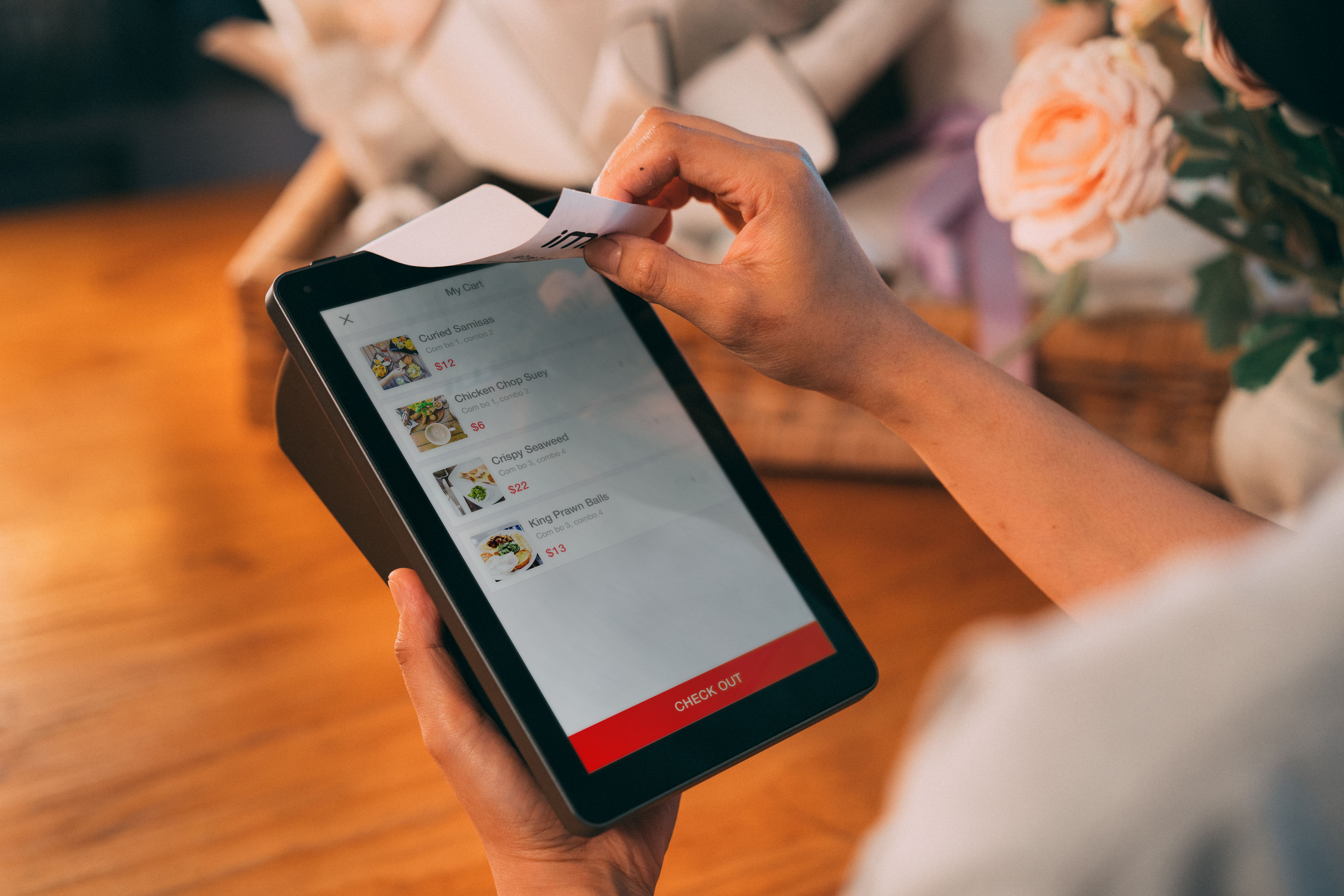 Mengapa E-Procurement Lebih Aman dan Efisien Dibandingkan Pengadaan Tradisional?